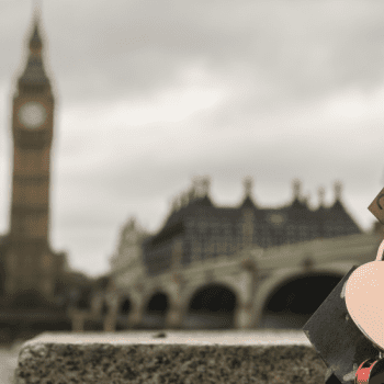 Car rental London for the best Valentine’s Day experience