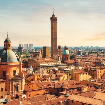 La città della storia e della gastronomia: Bologna